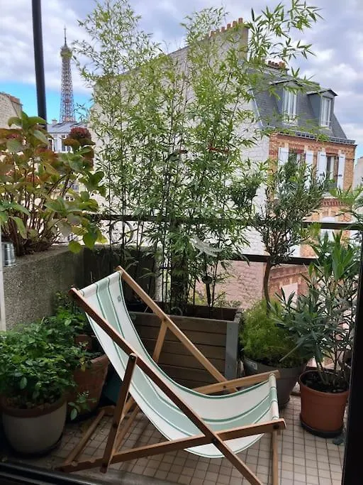 パリEiffel Tower View - Balcony - Trocaderoアパートメント